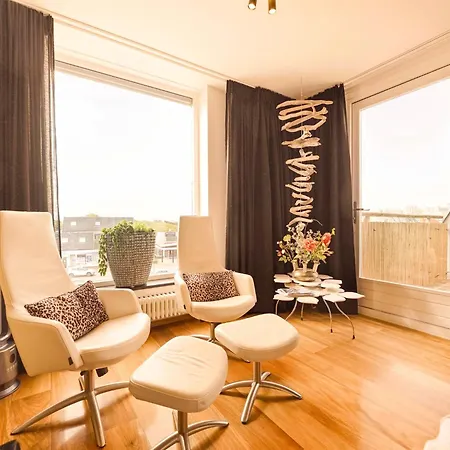 Romantic Coastal Getaway In Callantsoog