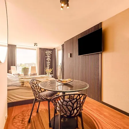 Romantic Coastal Getaway In Dom wakacyjny